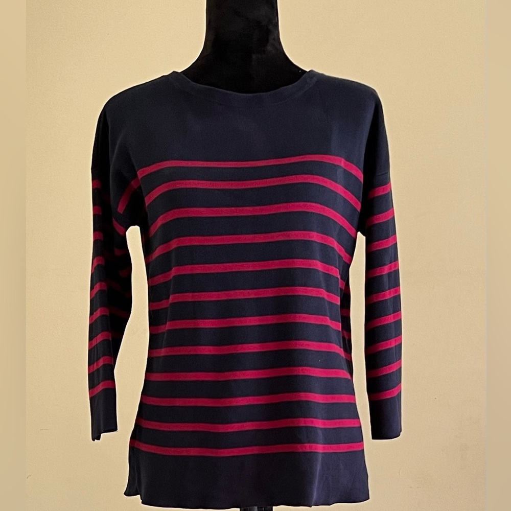 Loft Split Back Sweater - Picture 2 of 3